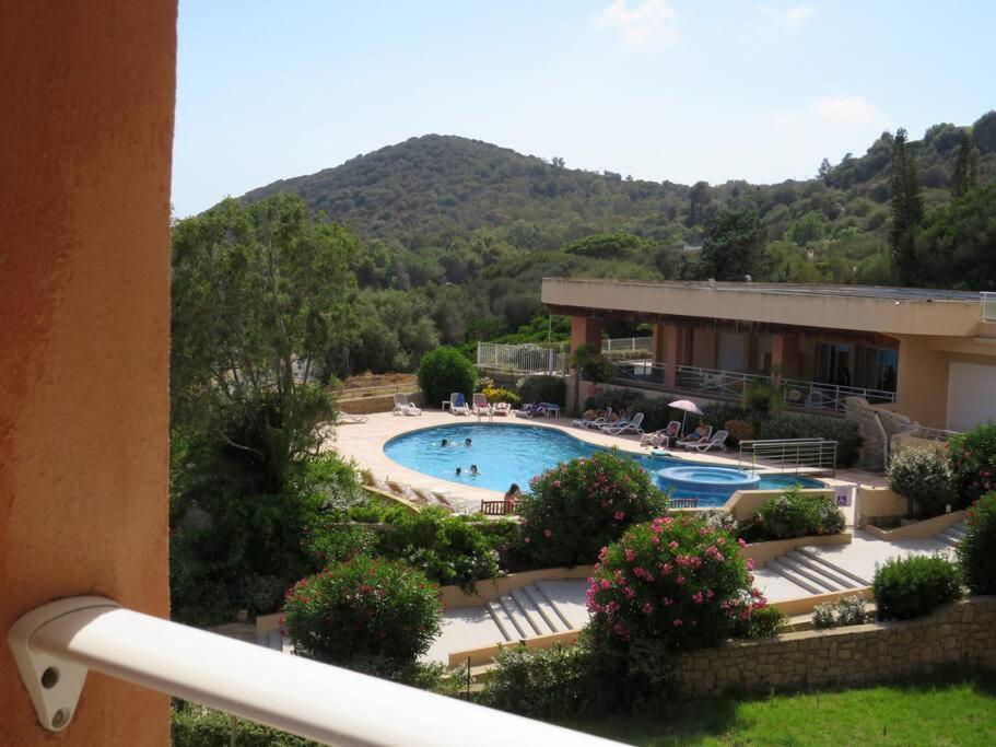 Bel App T2 En Bord De Mer Vue Sanquinaires Piscine Ajaccio  Bagian luar foto